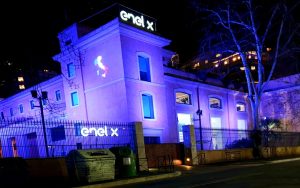 Torre Entel se convierte en el epicentro con más de 800 mil asistentes en Año Nuevo